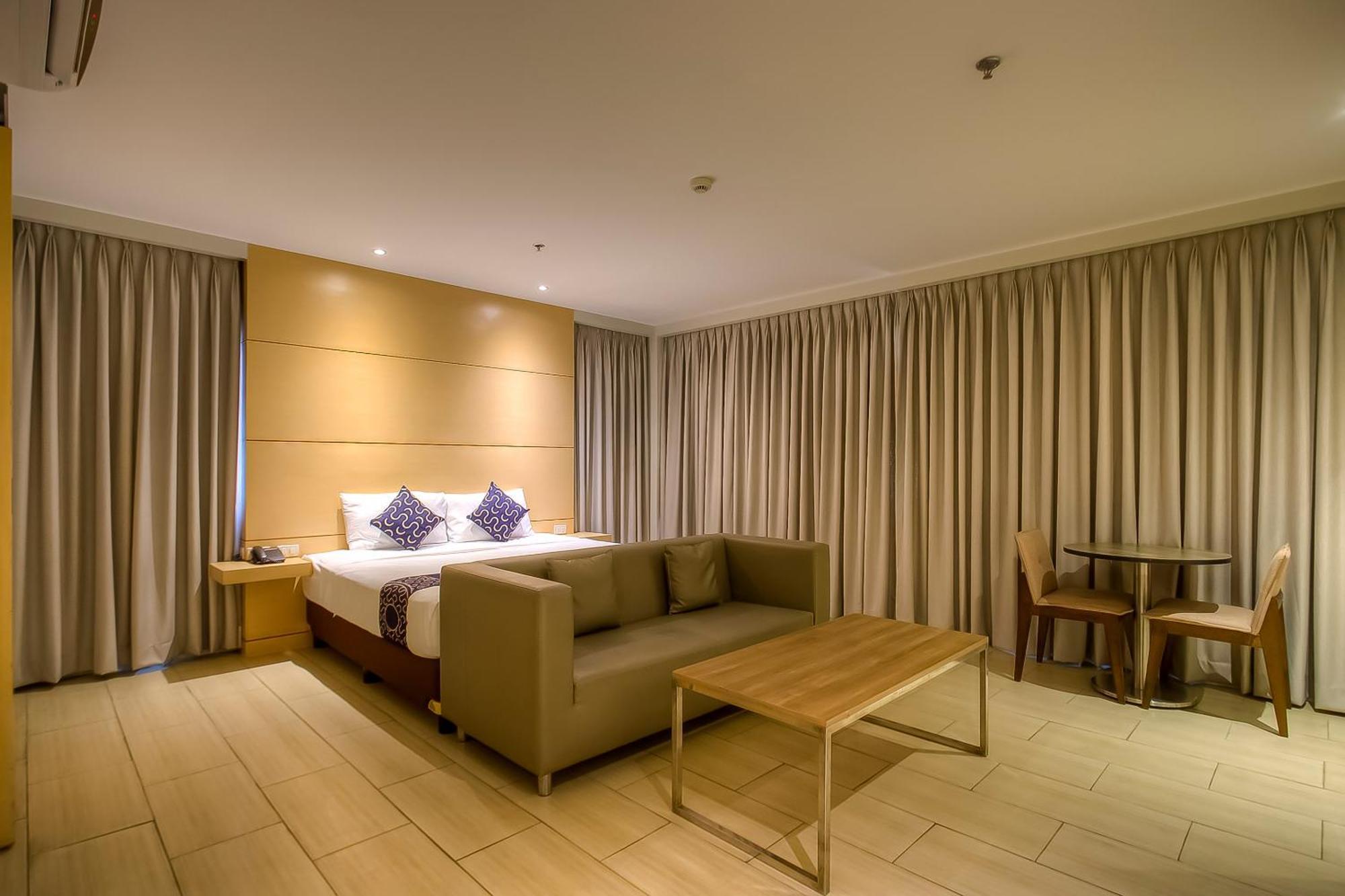 Capital O 827 Speciale Hotel Rosario (Cavite) Exterior foto